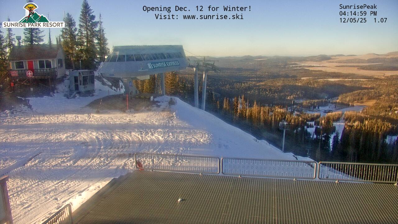 Thumbnail for current weather camera view from Sunrise Park Resort 10650 ft elev in Greer, Arizona