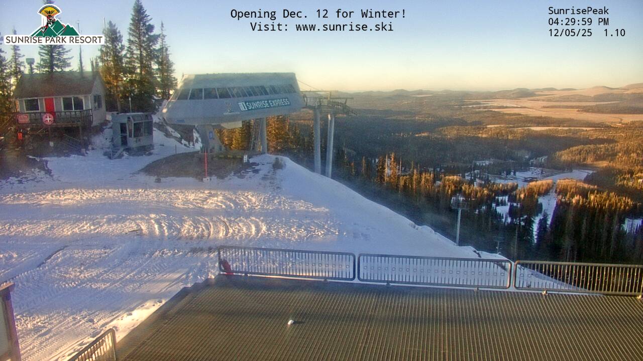 Thumbnail for current weather camera view from Sunrise Park Resort 10650 ft elev in Greer, Arizona