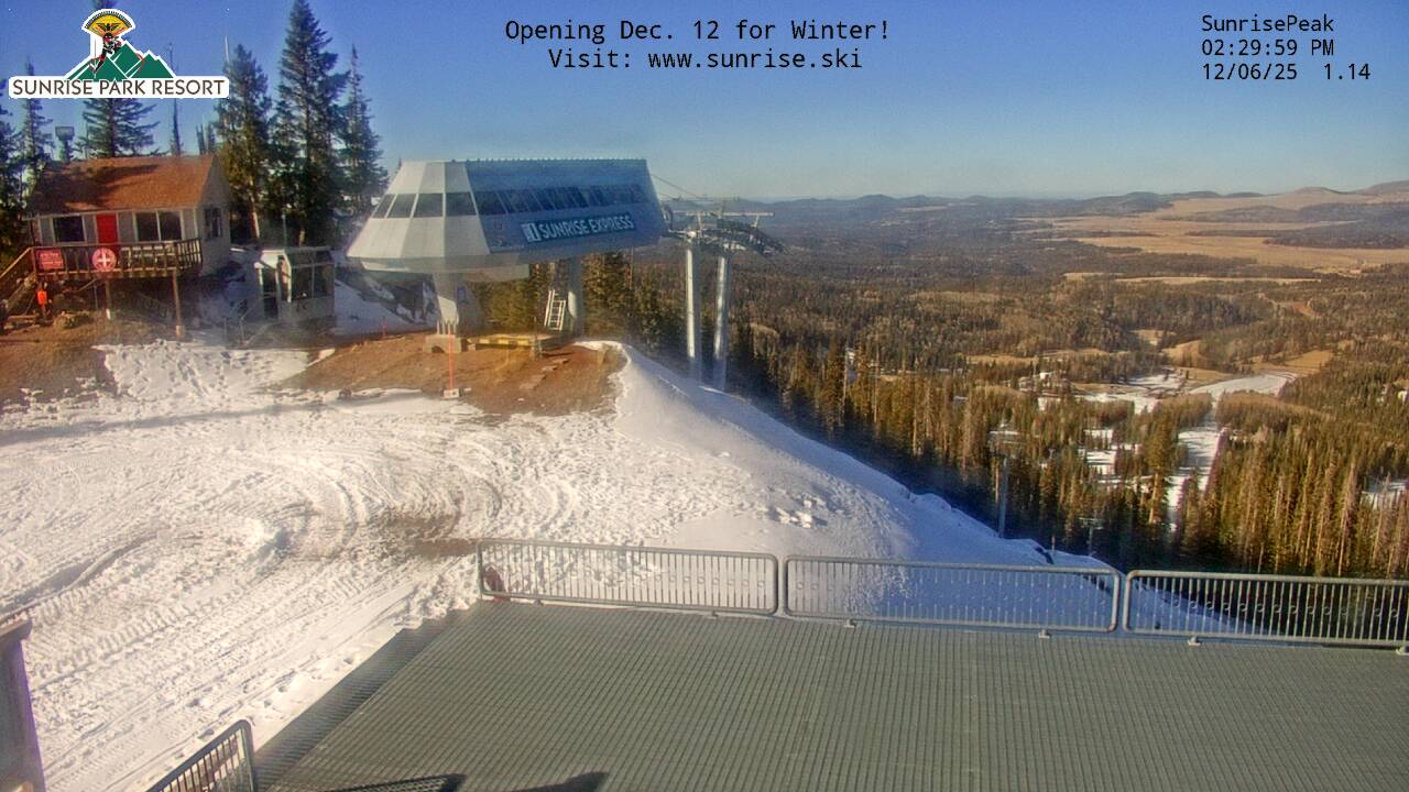 Thumbnail for current weather camera view from Sunrise Park Resort 10650 ft elev in Greer, Arizona