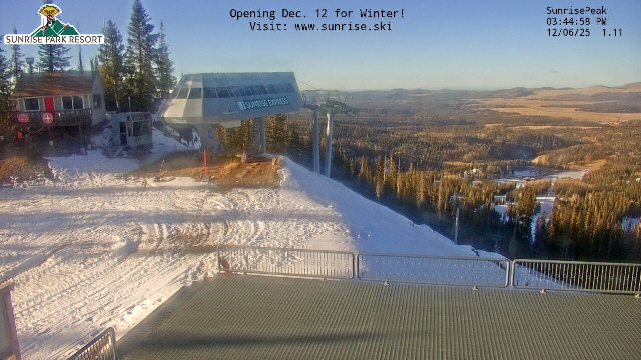 Thumbnail for current weather camera view from Sunrise Park Resort 10650 ft elev in Greer, Arizona