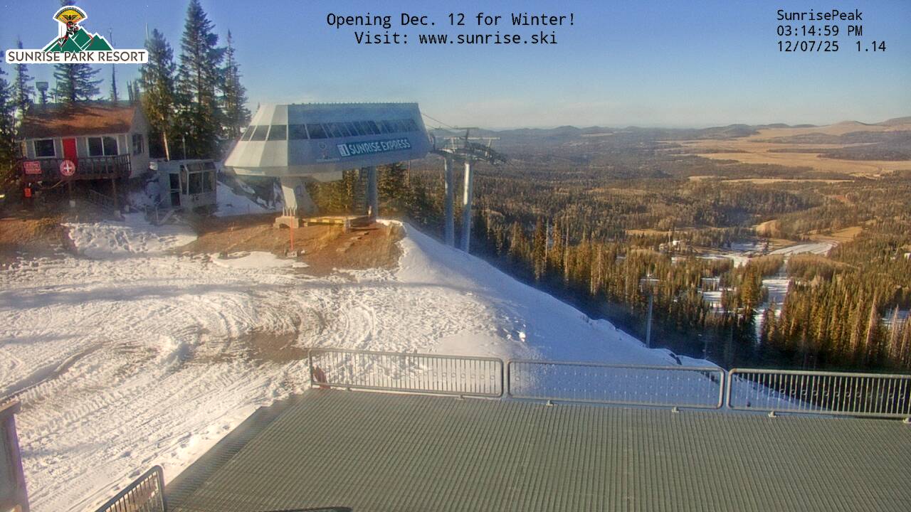 Thumbnail for current weather camera view from Sunrise Park Resort 10650 ft elev in Greer, Arizona