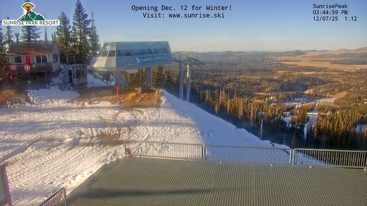 Thumbnail for current weather camera view from Sunrise Park Resort 10650 ft elev in Greer, Arizona