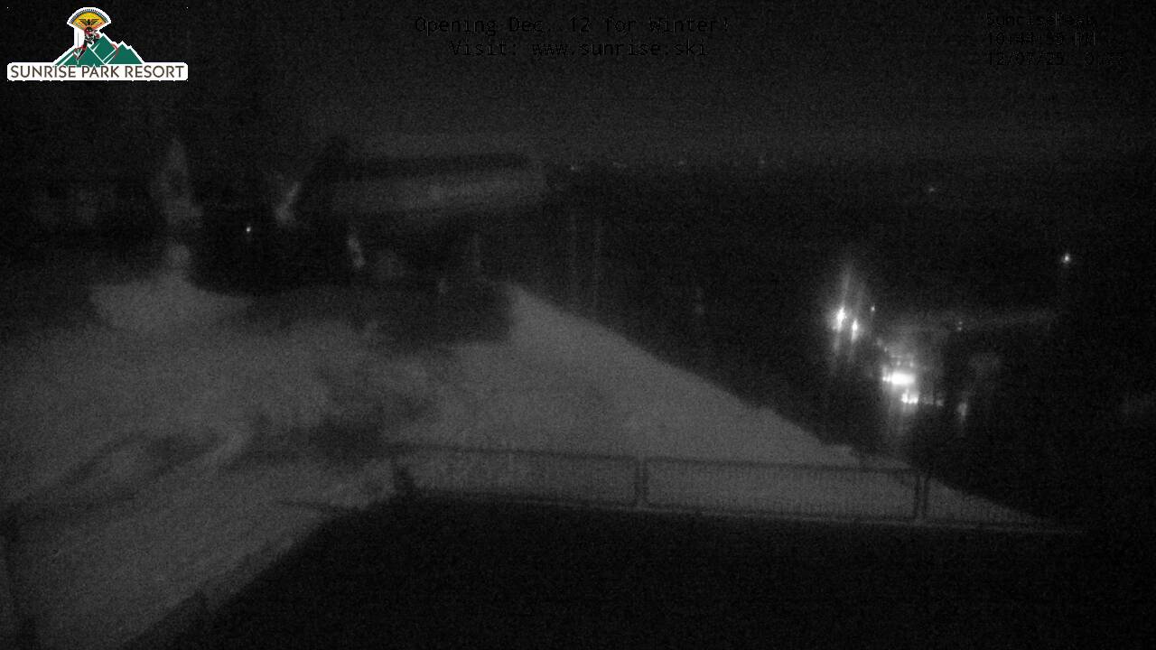 Thumbnail for current weather camera view from Sunrise Park Resort 10650 ft elev in Greer, Arizona