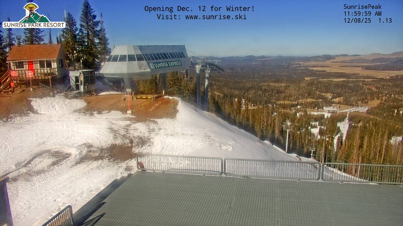 Thumbnail for current weather camera view from Sunrise Park Resort 10650 ft elev in Greer, Arizona