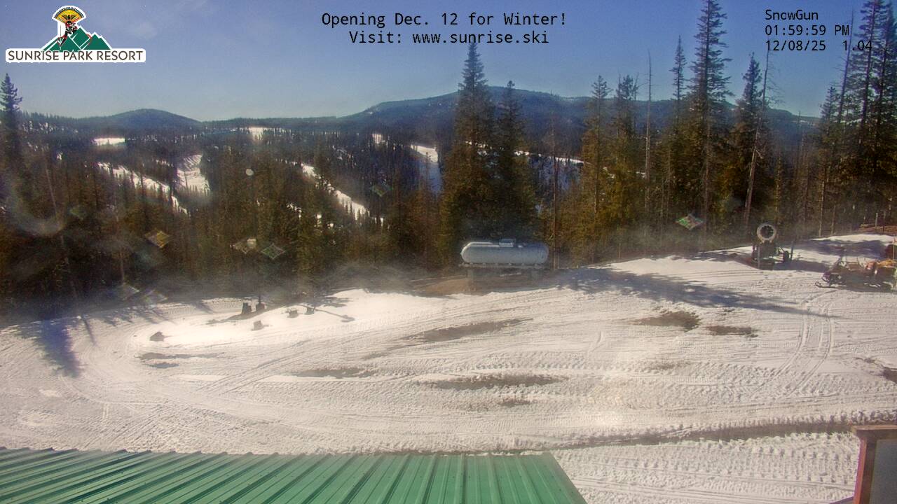 Thumbnail for current weather camera view from Sunrise Park Resort 10650 ft elev in Greer, Arizona