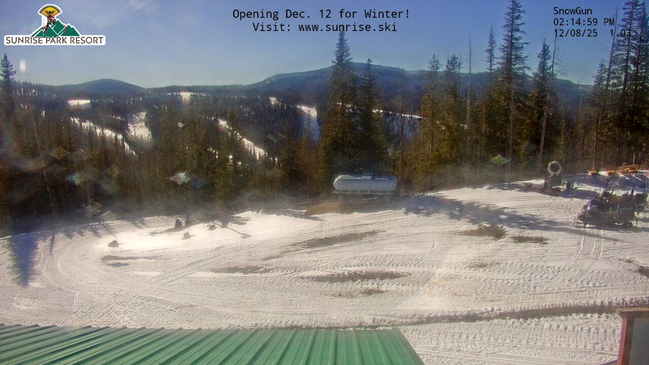 Thumbnail for current weather camera view from Sunrise Park Resort 10650 ft elev in Greer, Arizona