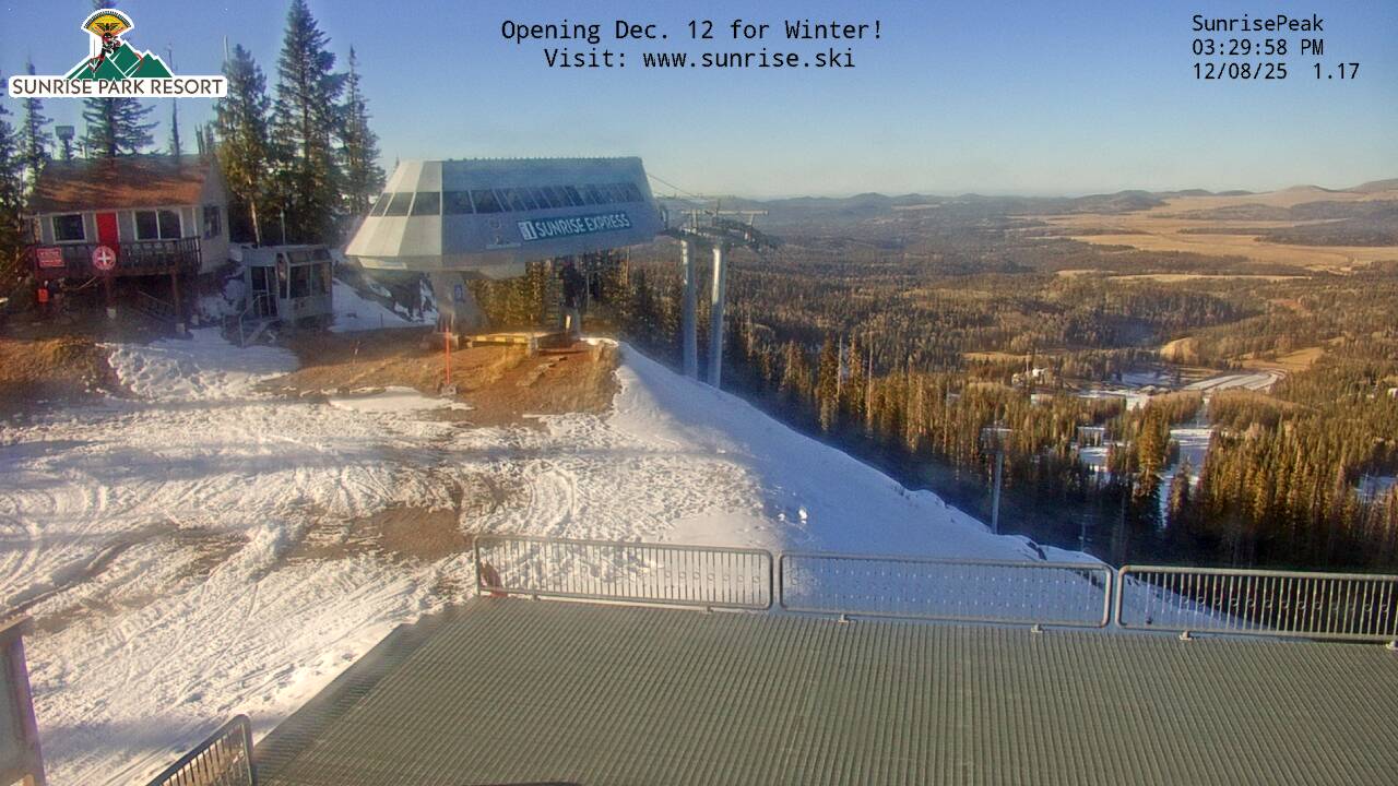 Thumbnail for current weather camera view from Sunrise Park Resort 10650 ft elev in Greer, Arizona