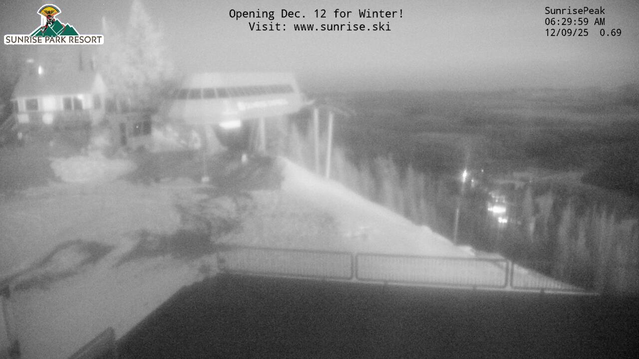 Thumbnail for current weather camera view from Sunrise Park Resort 10650 ft elev in Greer, Arizona