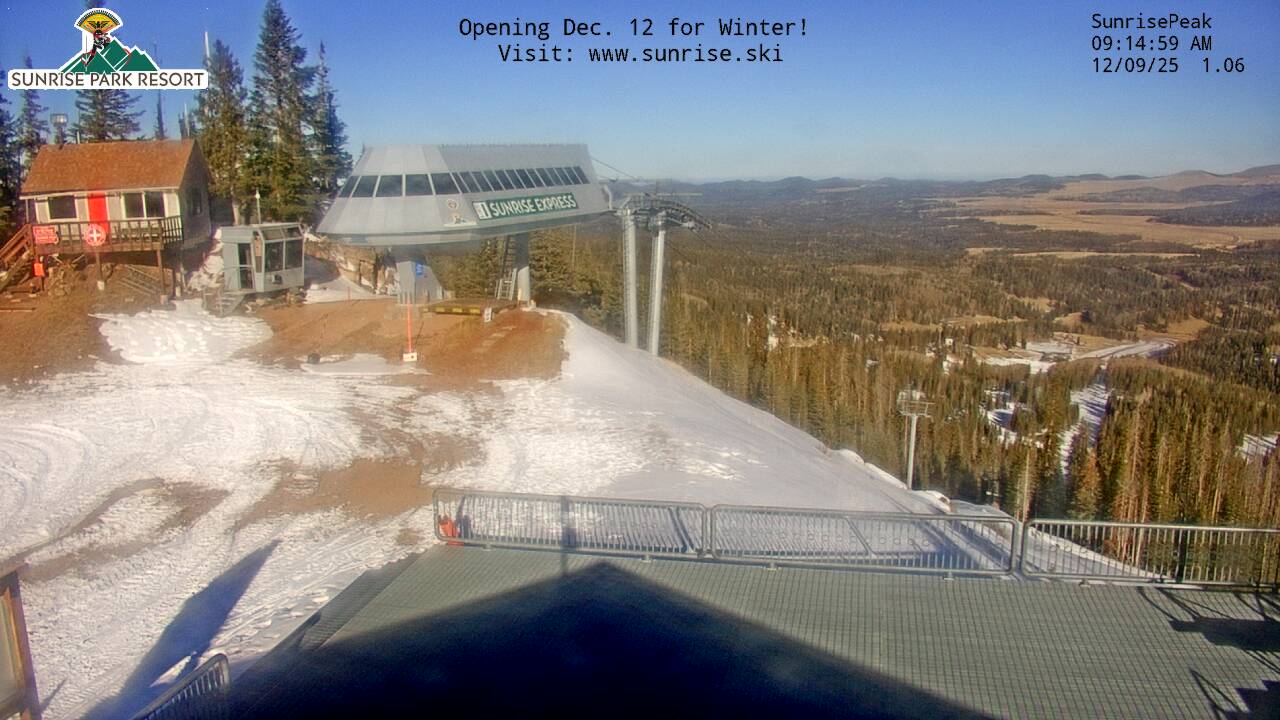 Thumbnail for current weather camera view from Sunrise Park Resort 10650 ft elev in Greer, Arizona