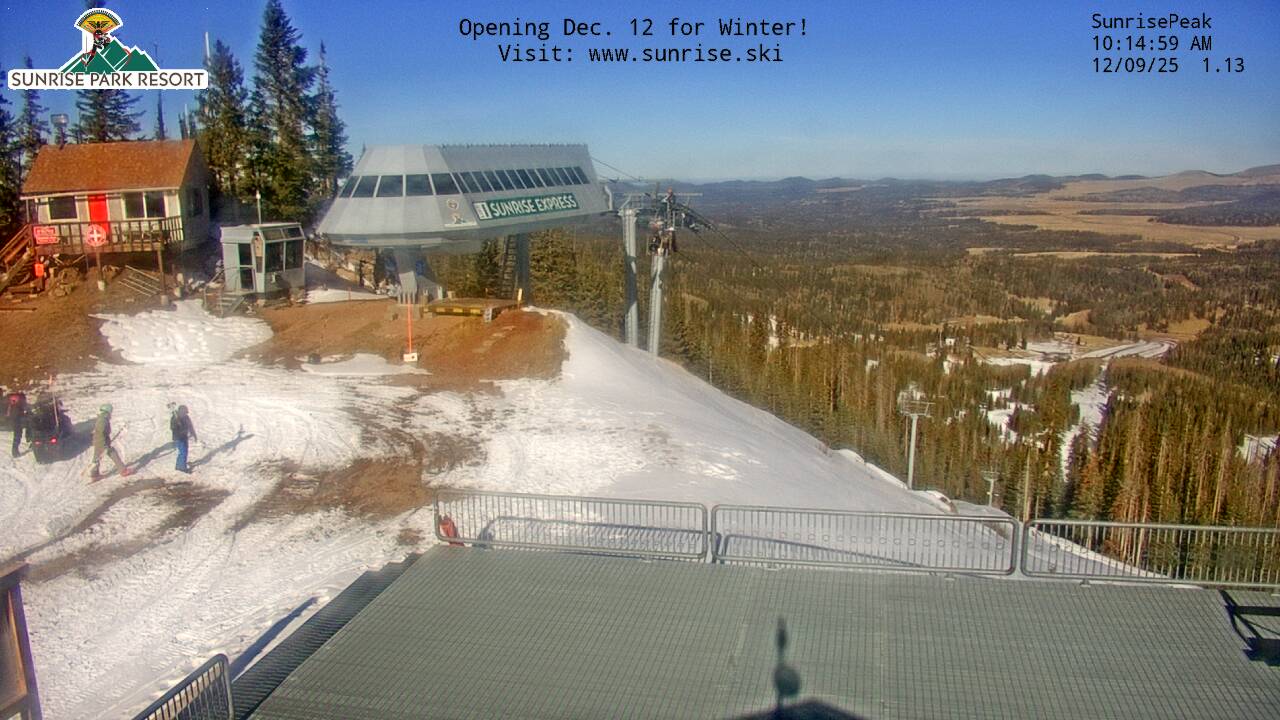 Thumbnail for current weather camera view from Sunrise Park Resort 10650 ft elev in Greer, Arizona