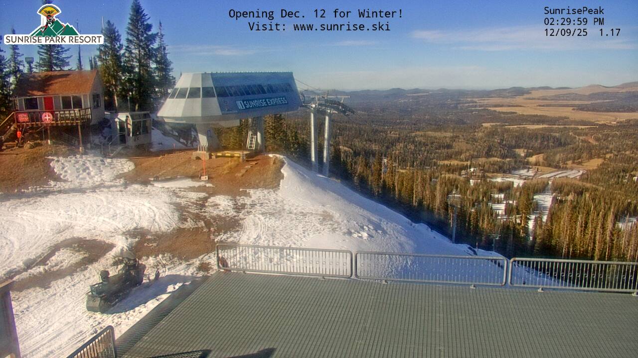 Thumbnail for current weather camera view from Sunrise Park Resort 10650 ft elev in Greer, Arizona