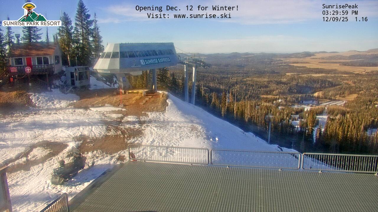 Thumbnail for current weather camera view from Sunrise Park Resort 10650 ft elev in Greer, Arizona