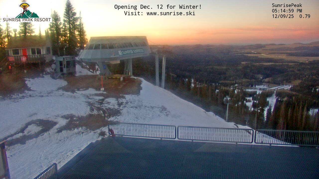 Thumbnail for current weather camera view from Sunrise Park Resort 10650 ft elev in Greer, Arizona