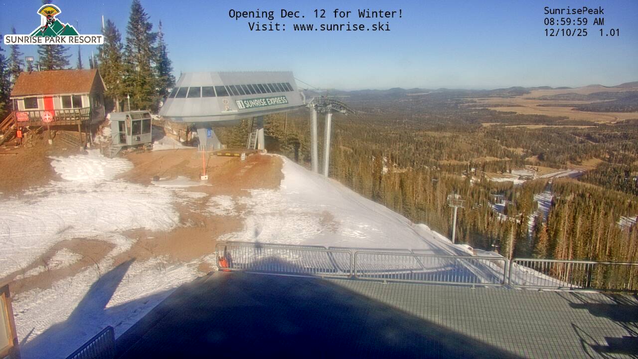 Thumbnail for current weather camera view from Sunrise Park Resort 10650 ft elev in Greer, Arizona