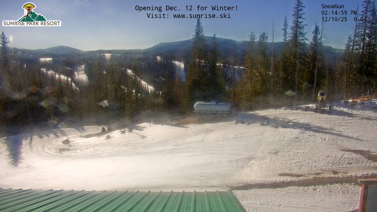 Thumbnail for current weather camera view from Sunrise Park Resort 10650 ft elev in Greer, Arizona
