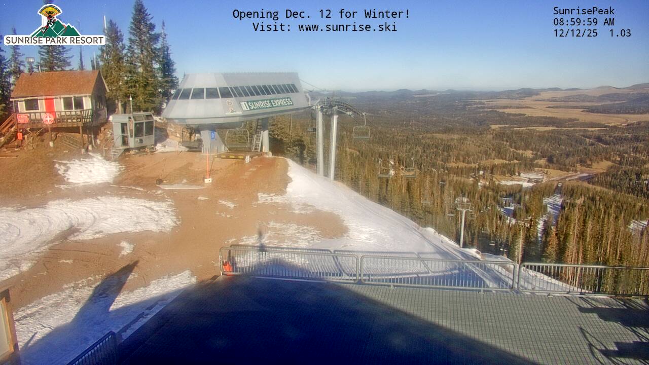 Thumbnail for current weather camera view from Sunrise Park Resort 10650 ft elev in Greer, Arizona