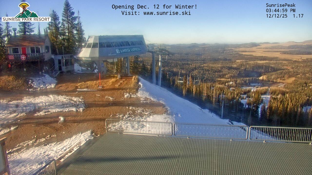 Thumbnail for current weather camera view from Sunrise Park Resort 10650 ft elev in Greer, Arizona