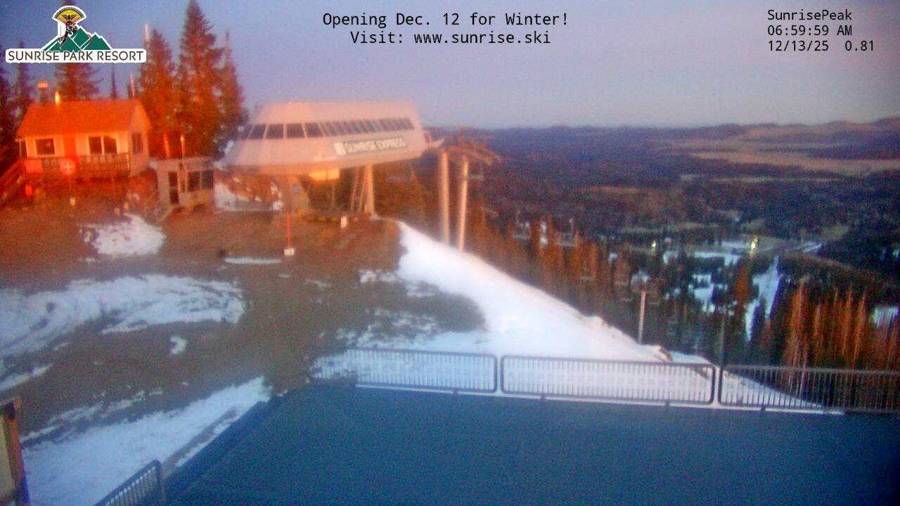 Thumbnail for current weather camera view from Sunrise Park Resort 10650 ft elev in Greer, Arizona