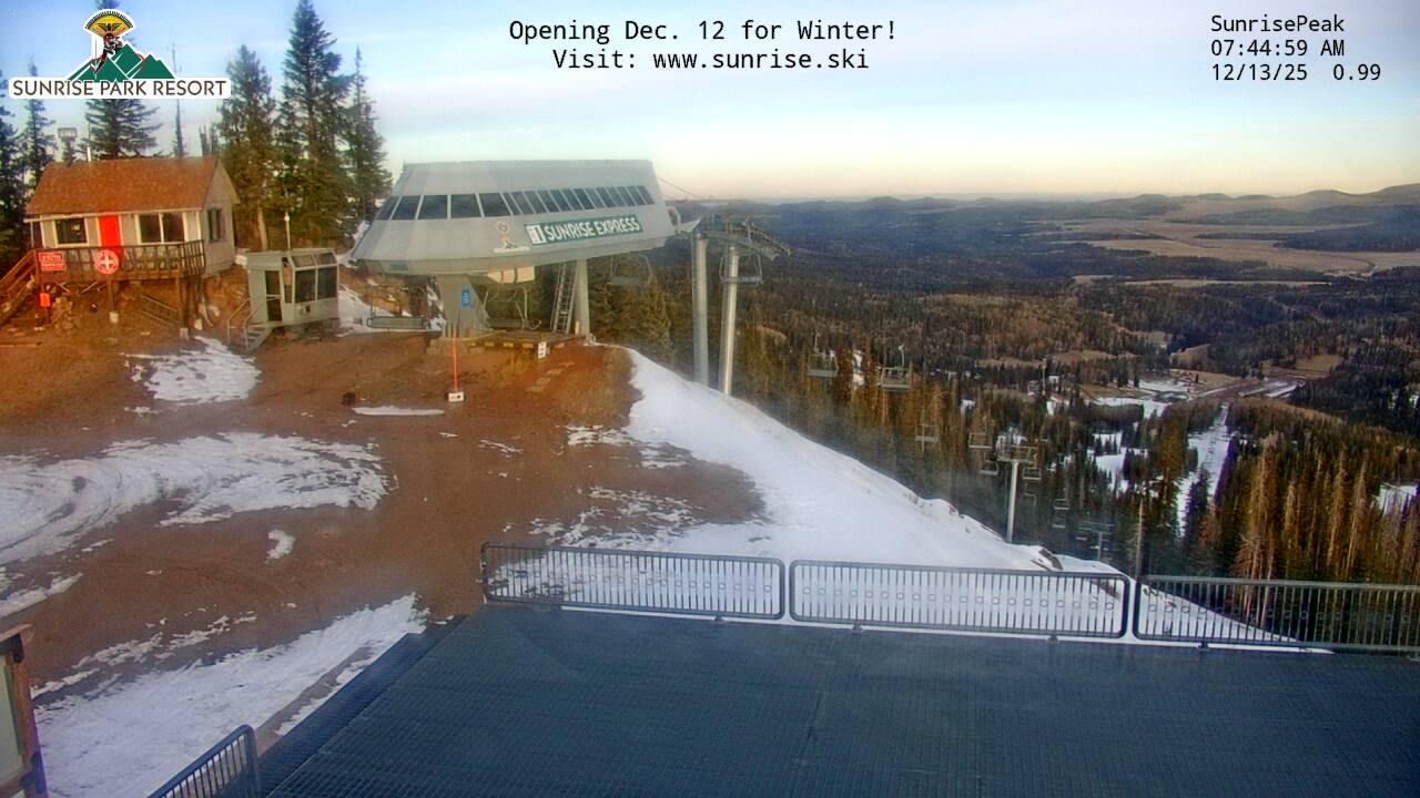 Thumbnail for current weather camera view from Sunrise Park Resort 10650 ft elev in Greer, Arizona