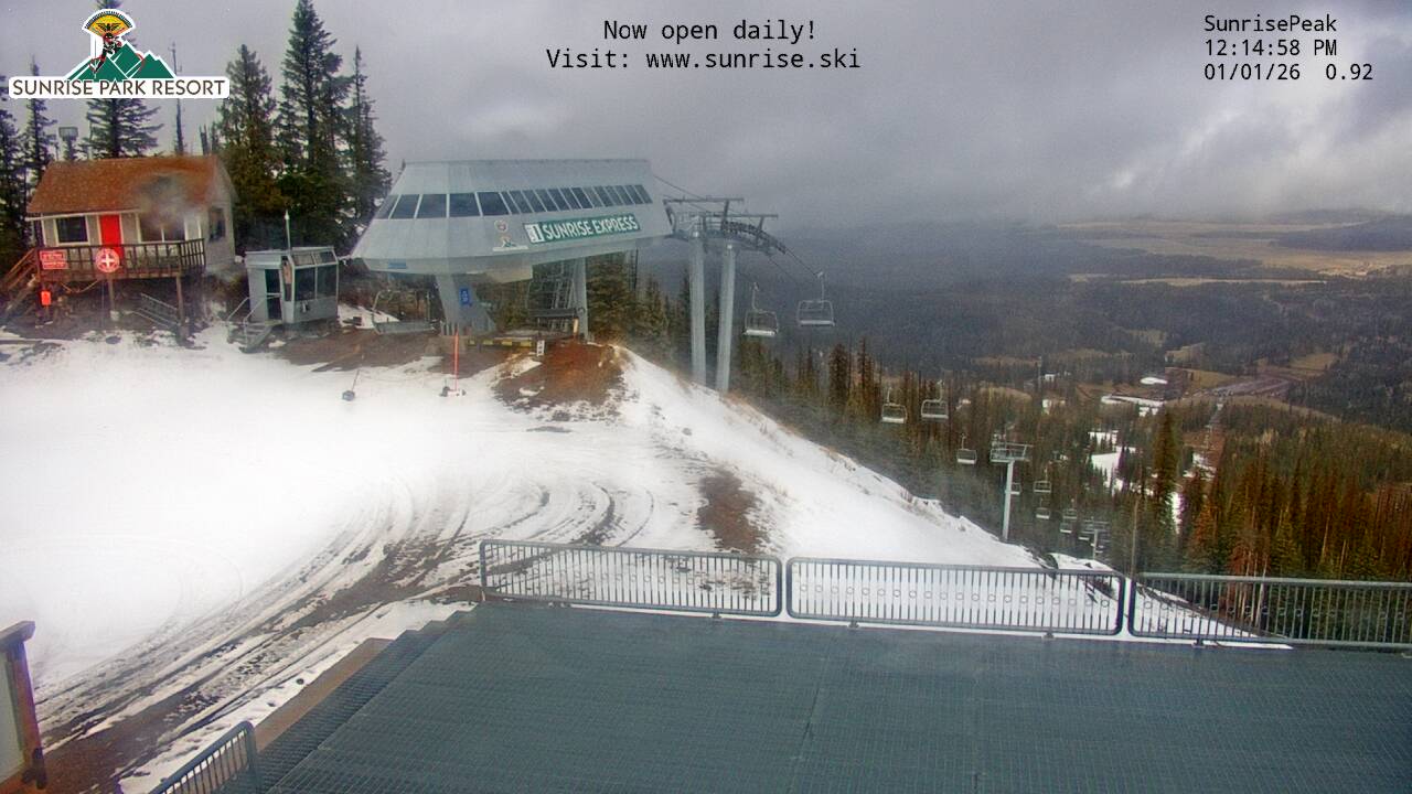 Thumbnail for current weather camera view from Sunrise Park Resort 10650 ft elev in Greer, Arizona