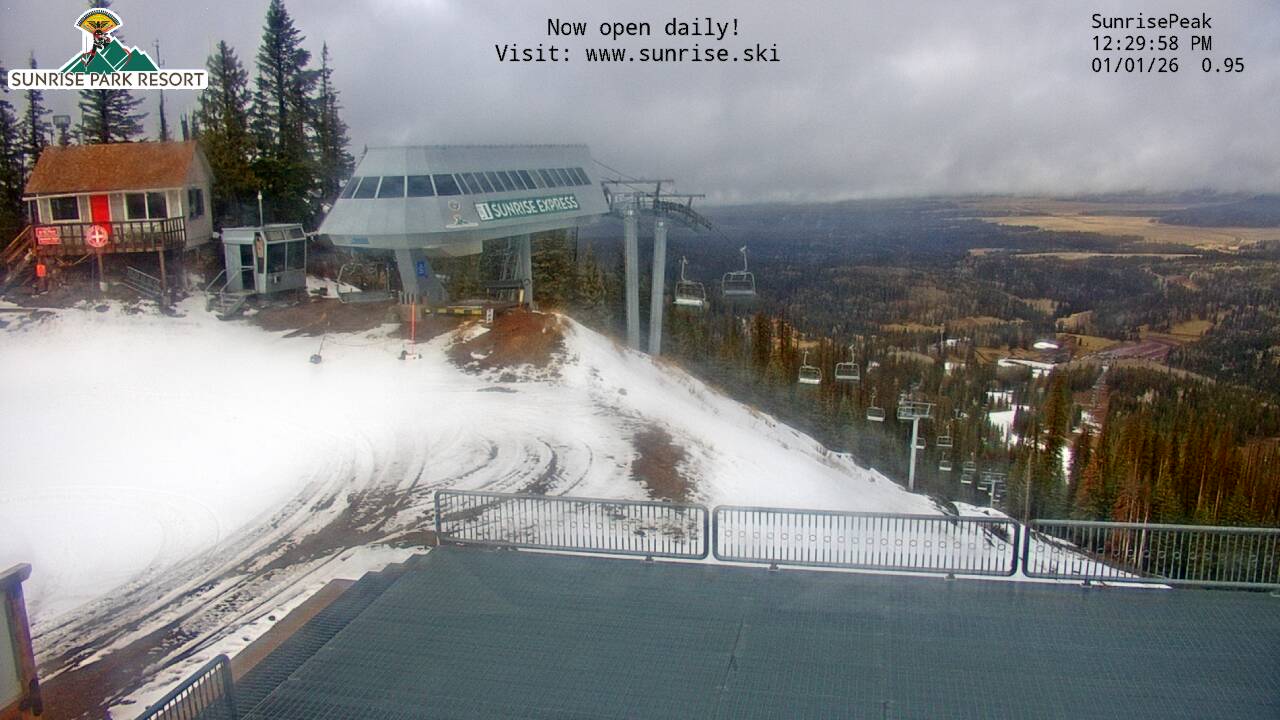 Thumbnail for current weather camera view from Sunrise Park Resort 10650 ft elev in Greer, Arizona