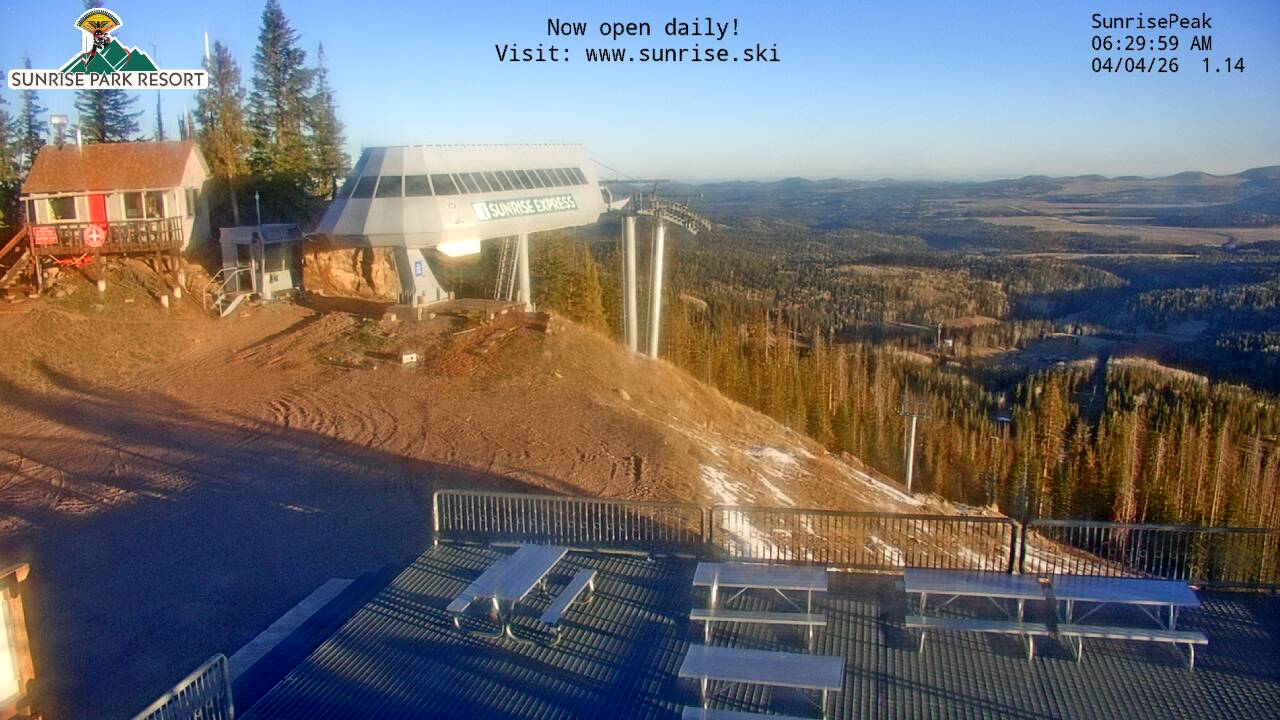 Thumbnail for current weather camera view from Sunrise Park Resort 10650 ft elev in Greer, Arizona