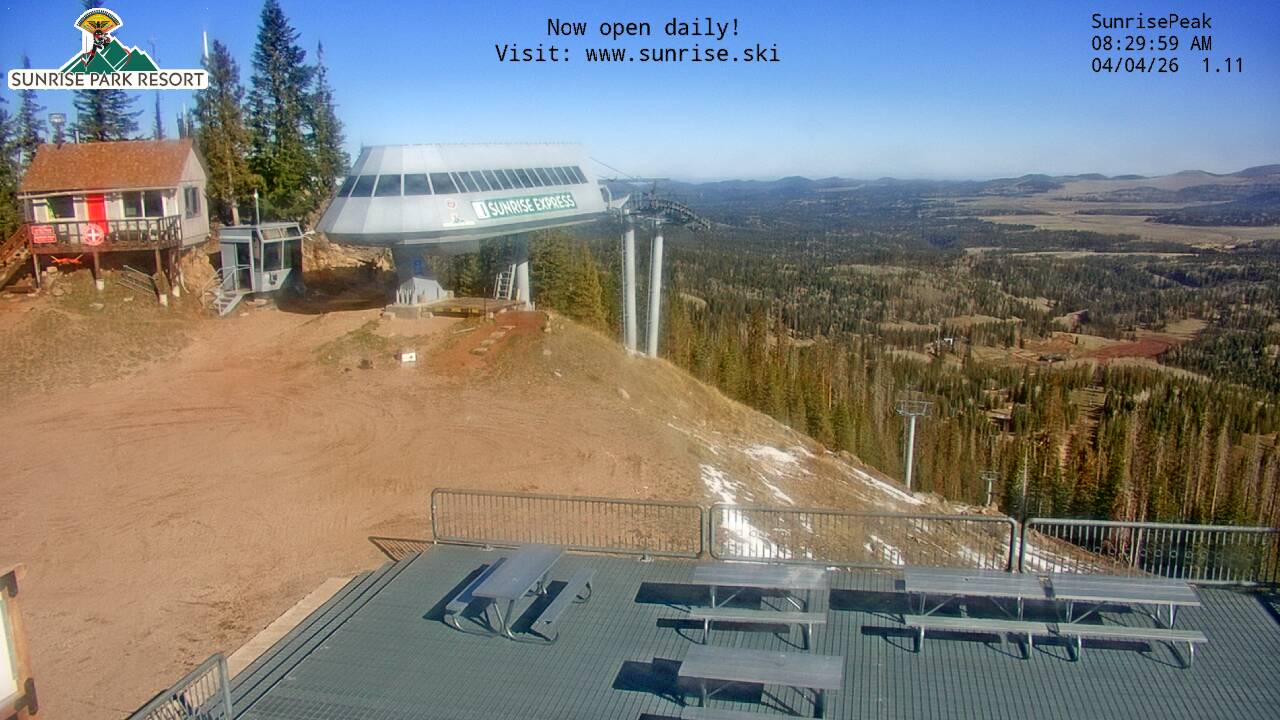 Thumbnail for current weather camera view from Sunrise Park Resort 10650 ft elev in Greer, Arizona