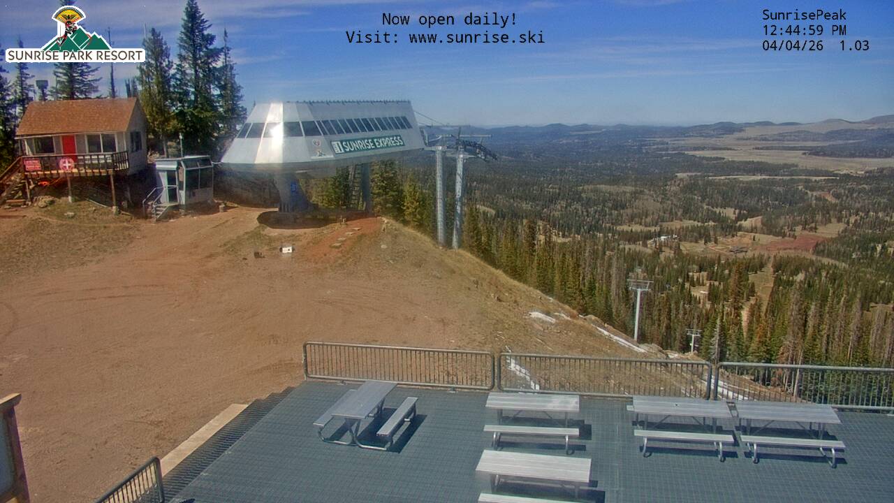 Thumbnail for current weather camera view from Sunrise Park Resort 10650 ft elev in Greer, Arizona