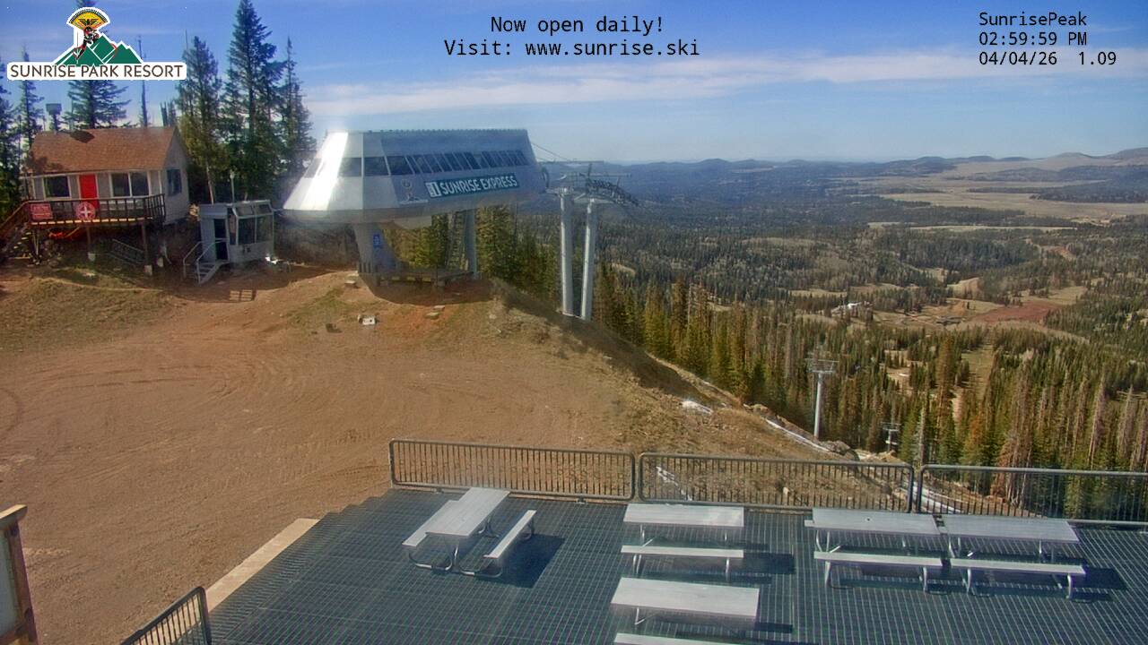 Thumbnail for current weather camera view from Sunrise Park Resort 10650 ft elev in Greer, Arizona