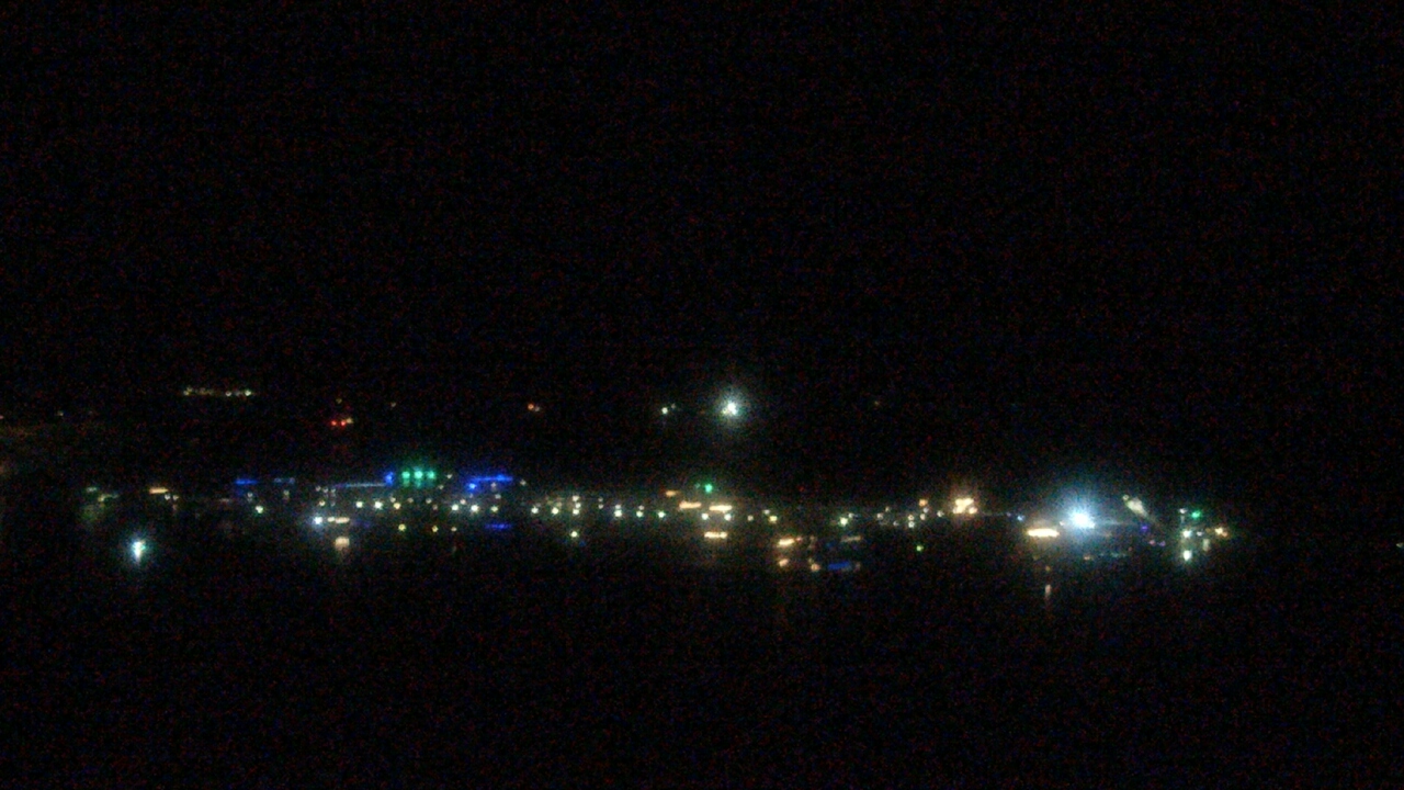 Thumbnail for current weather camera view from Pleasant Harbor in Peoria, Arizona