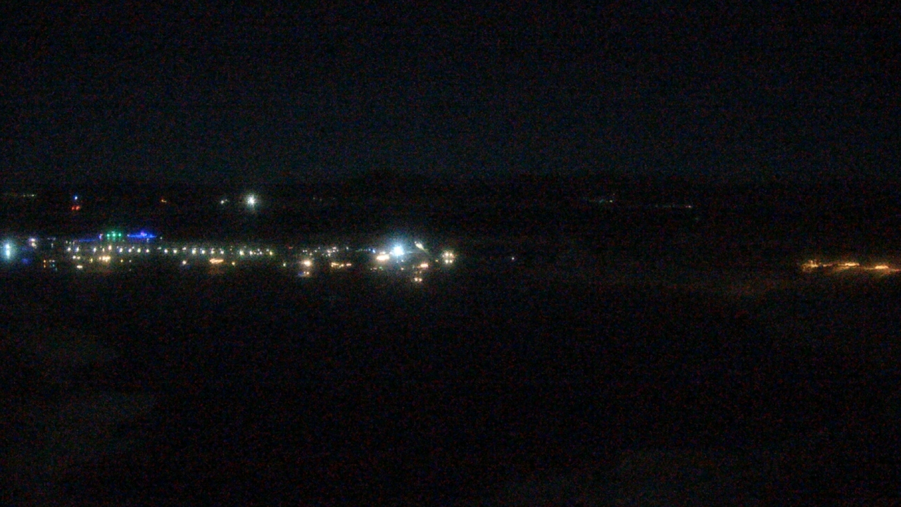 Thumbnail for current weather camera view from Pleasant Harbor in Peoria, Arizona