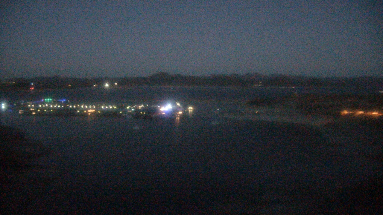 Thumbnail for current weather camera view from Pleasant Harbor in Peoria, Arizona