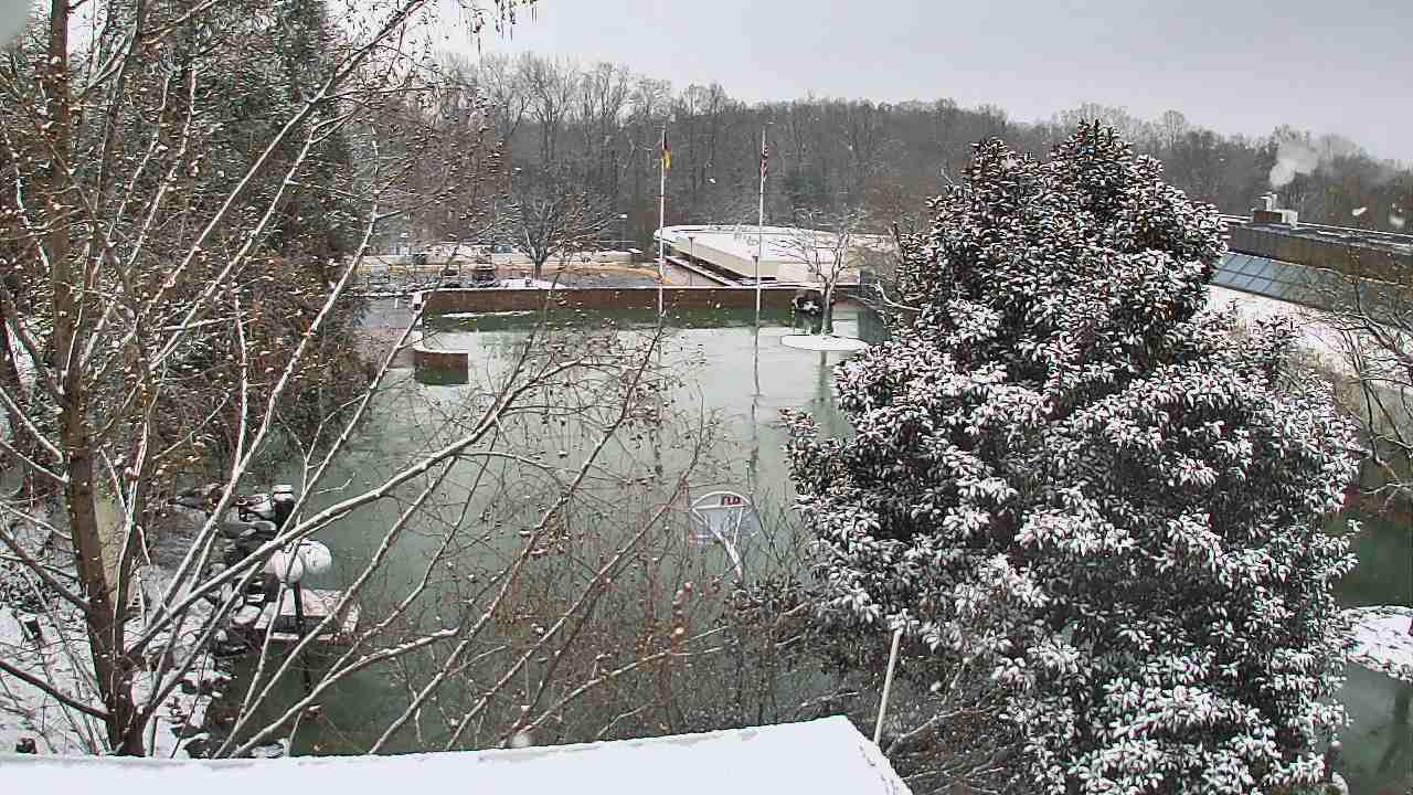 Thumbnail for current weather camera view from German School of Washington in Potomac, Maryland