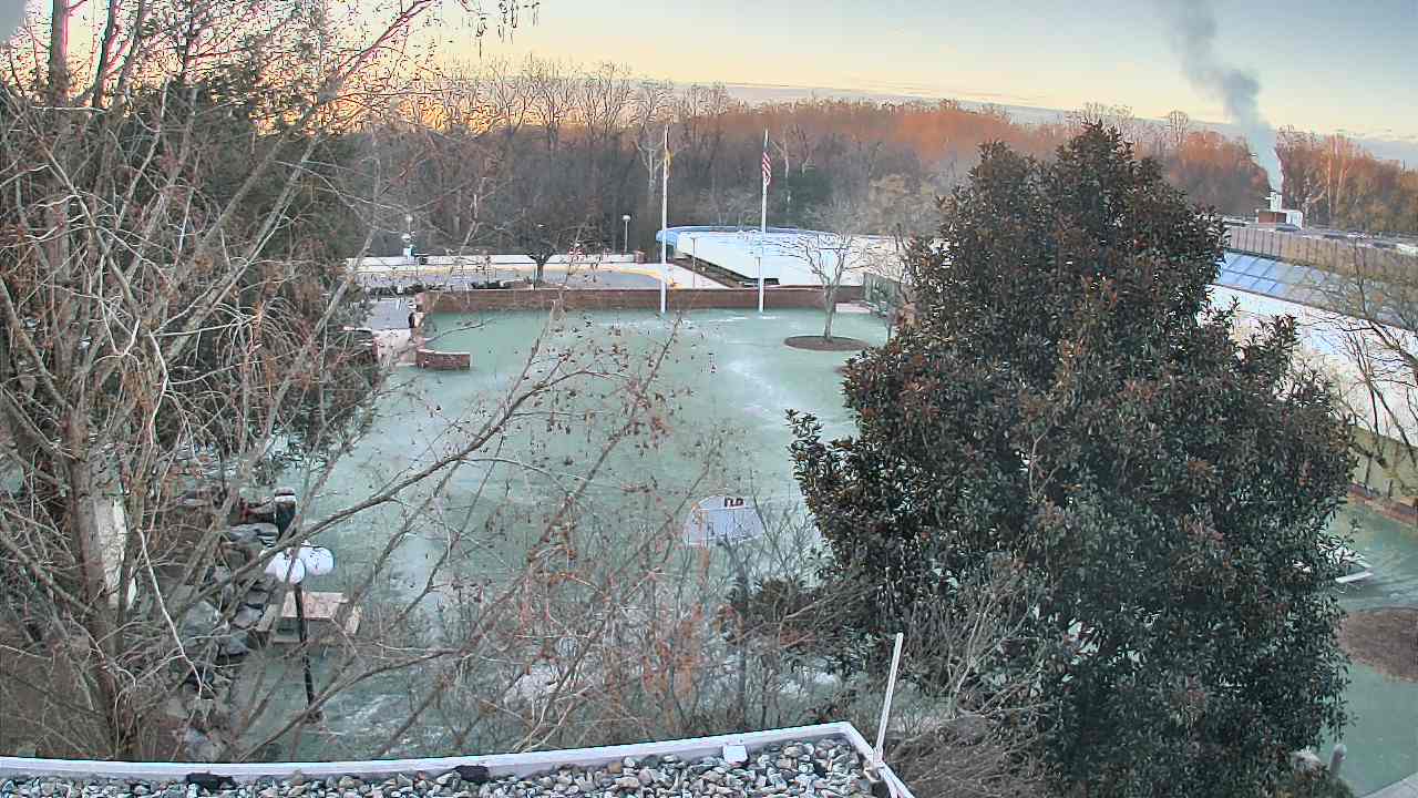 Thumbnail for current weather camera view from German School of Washington in Potomac, Maryland