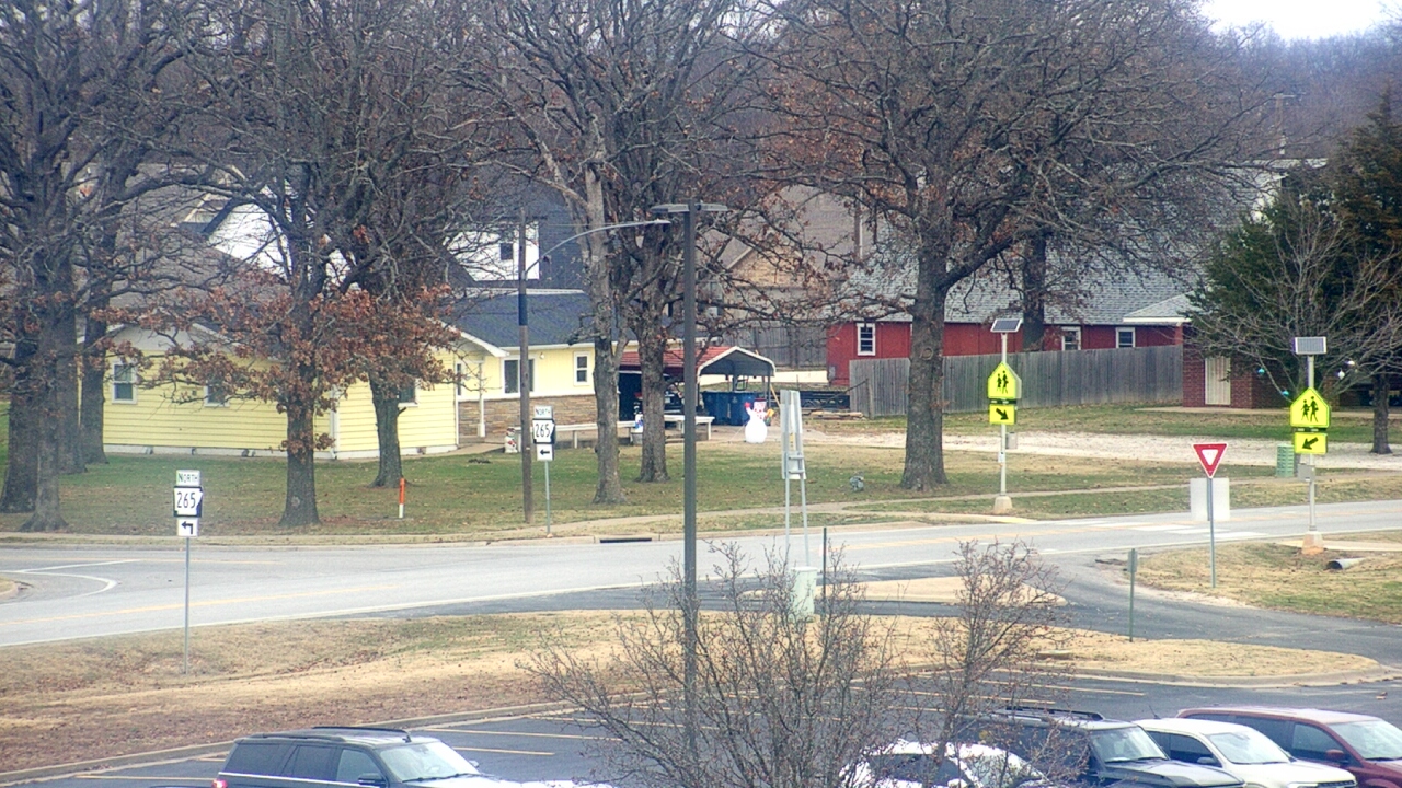 Thumbnail for current weather camera view from Pea Ridge HS in Pea Ridge, Arkansas