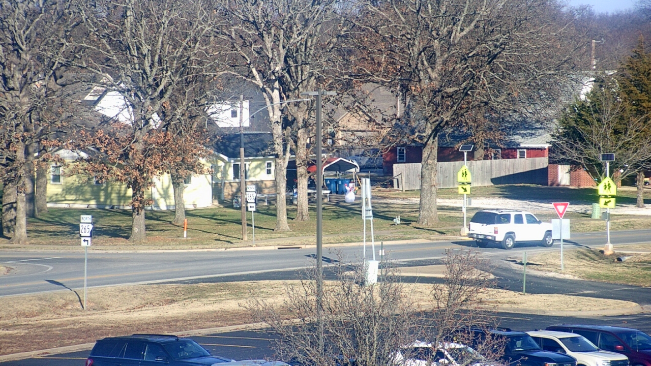 Thumbnail for current weather camera view from Pea Ridge HS in Pea Ridge, Arkansas