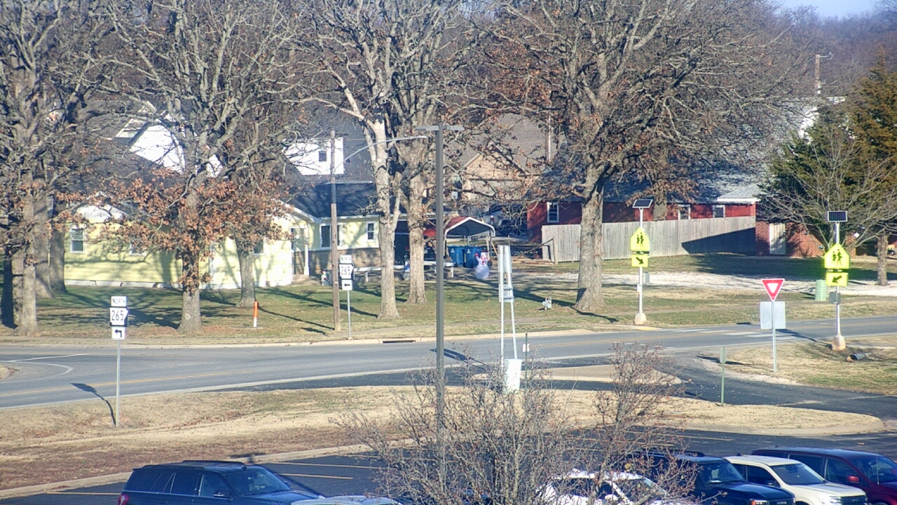 Thumbnail for current weather camera view from Pea Ridge HS in Pea Ridge, Arkansas