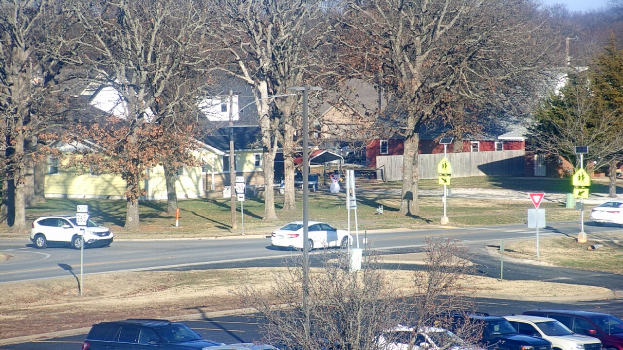 Thumbnail for current weather camera view from Pea Ridge HS in Pea Ridge, Arkansas