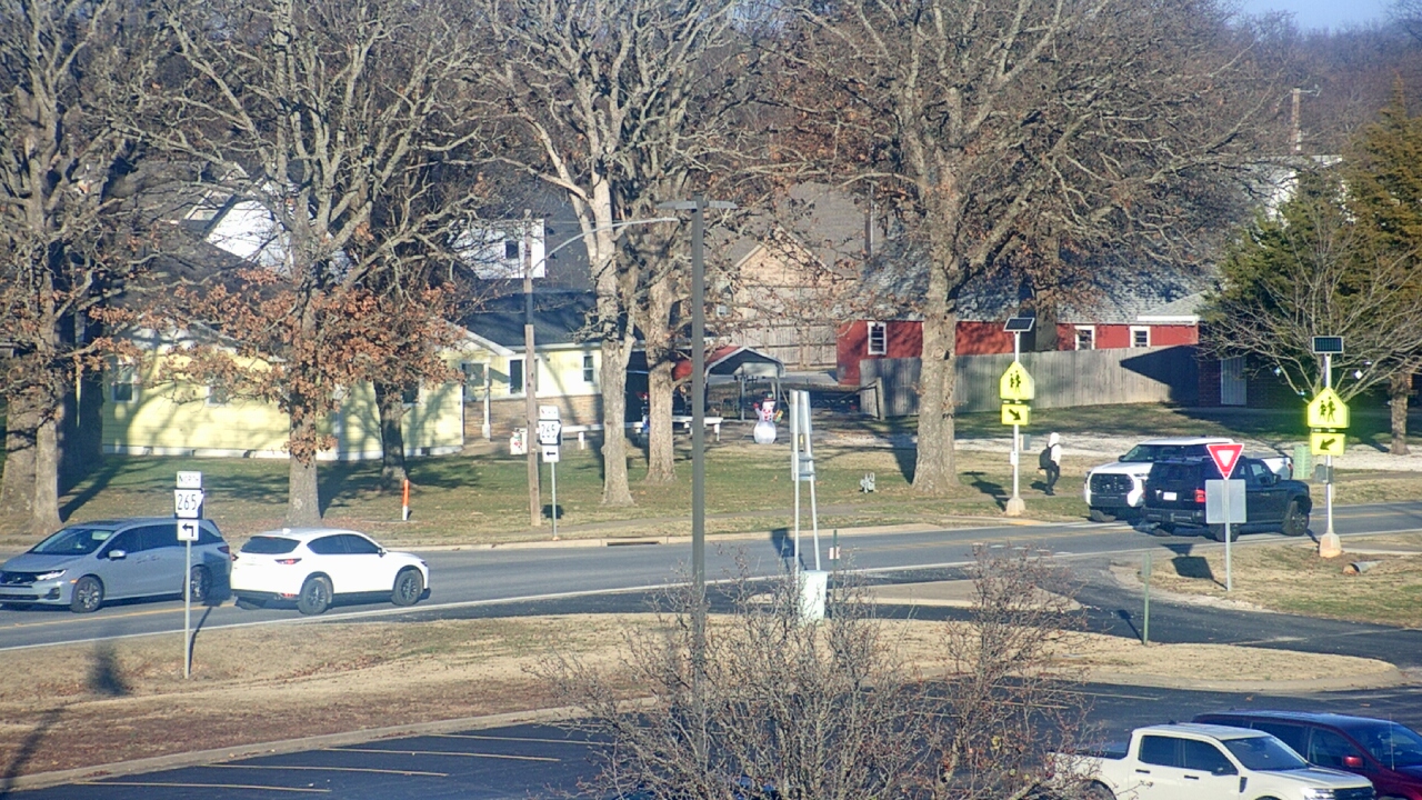 Thumbnail for current weather camera view from Pea Ridge HS in Pea Ridge, Arkansas