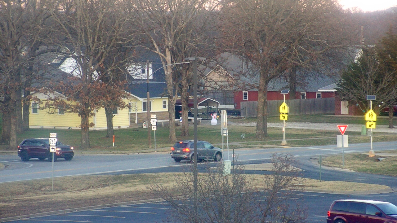 Thumbnail for current weather camera view from Pea Ridge HS in Pea Ridge, Arkansas
