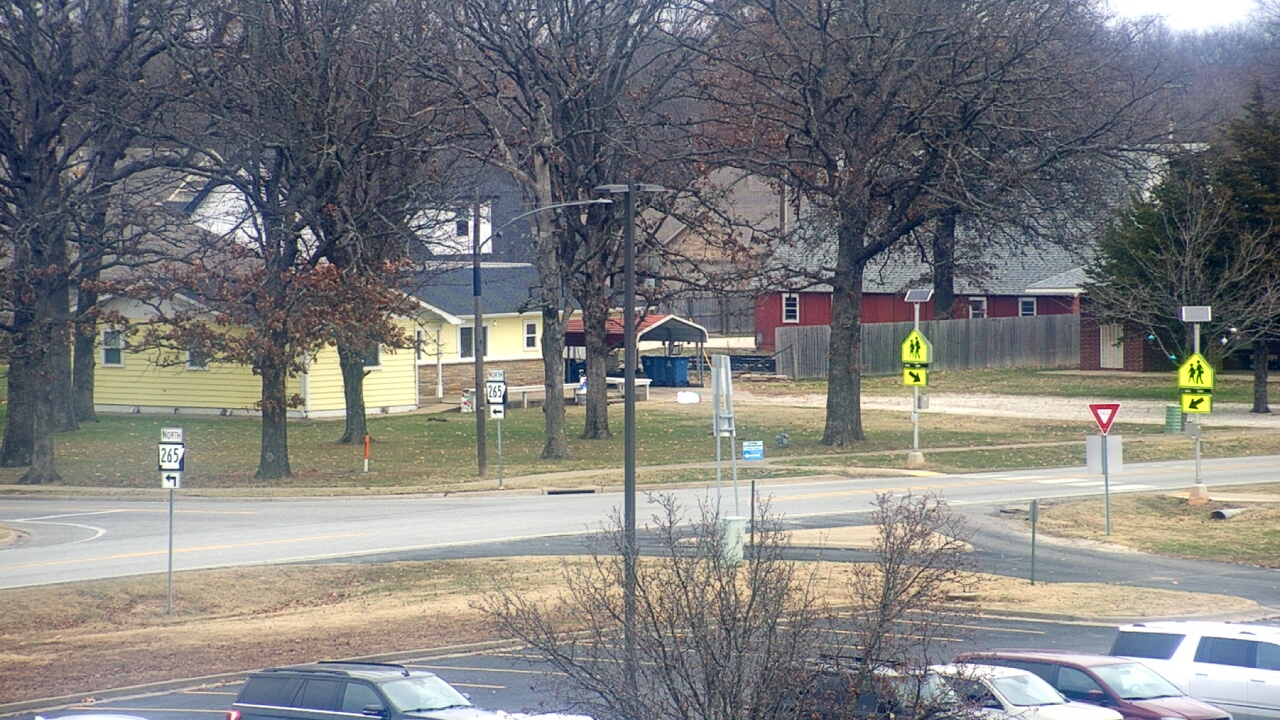 Thumbnail for current weather camera view from Pea Ridge HS in Pea Ridge, Arkansas