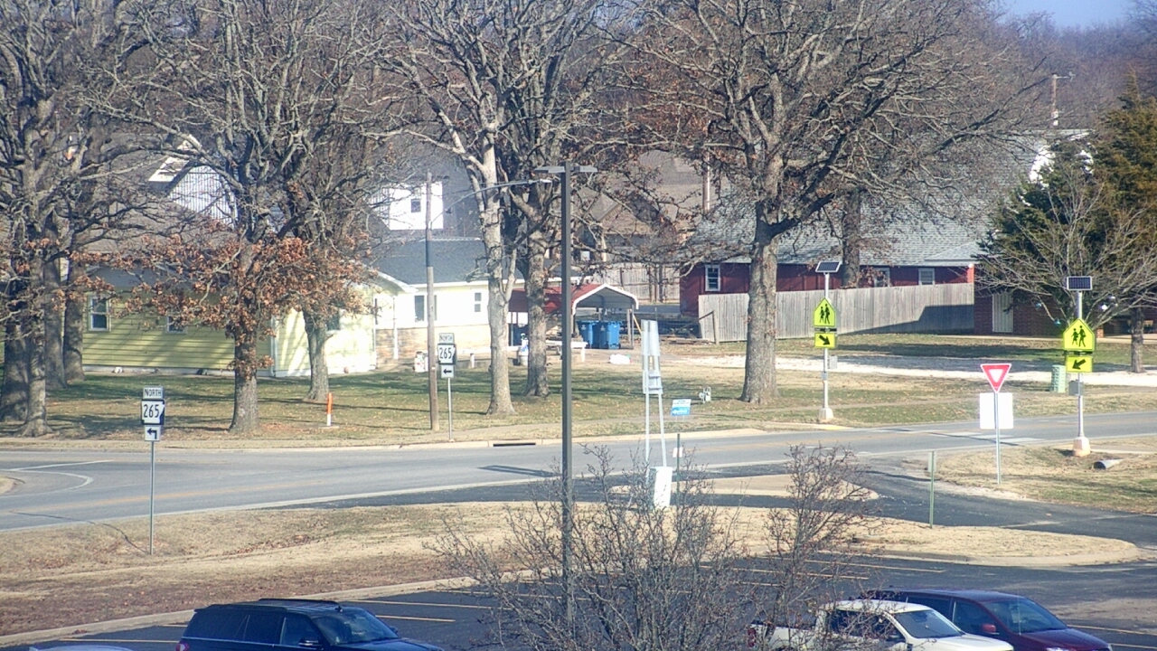 Thumbnail for current weather camera view from Pea Ridge HS in Pea Ridge, Arkansas