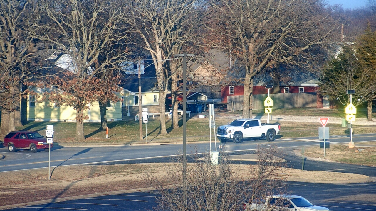 Thumbnail for current weather camera view from Pea Ridge HS in Pea Ridge, Arkansas