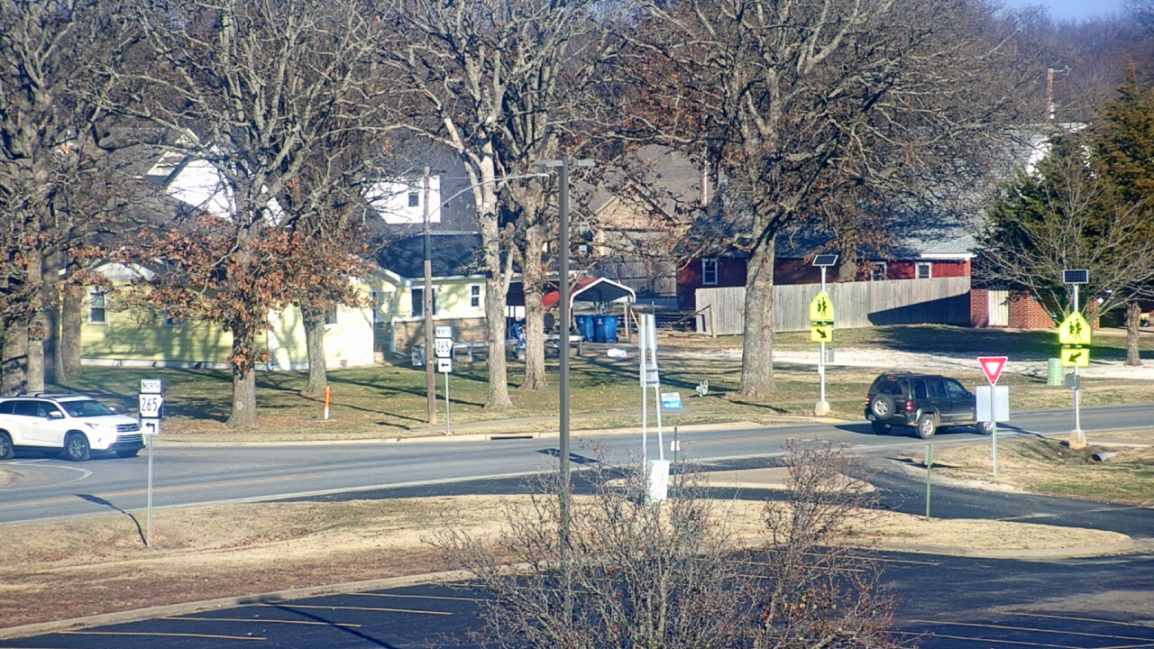Thumbnail for current weather camera view from Pea Ridge HS in Pea Ridge, Arkansas
