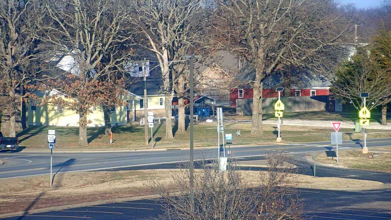 Thumbnail for current weather camera view from Pea Ridge HS in Pea Ridge, Arkansas