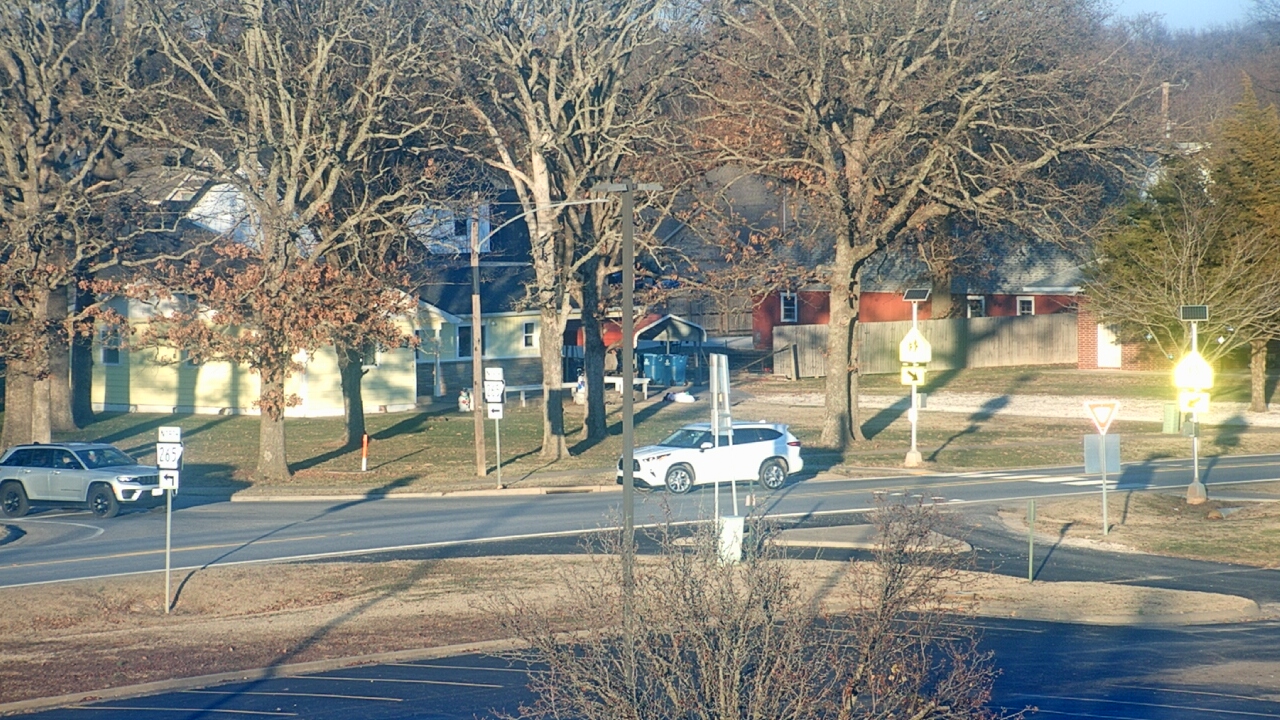 Thumbnail for current weather camera view from Pea Ridge HS in Pea Ridge, Arkansas