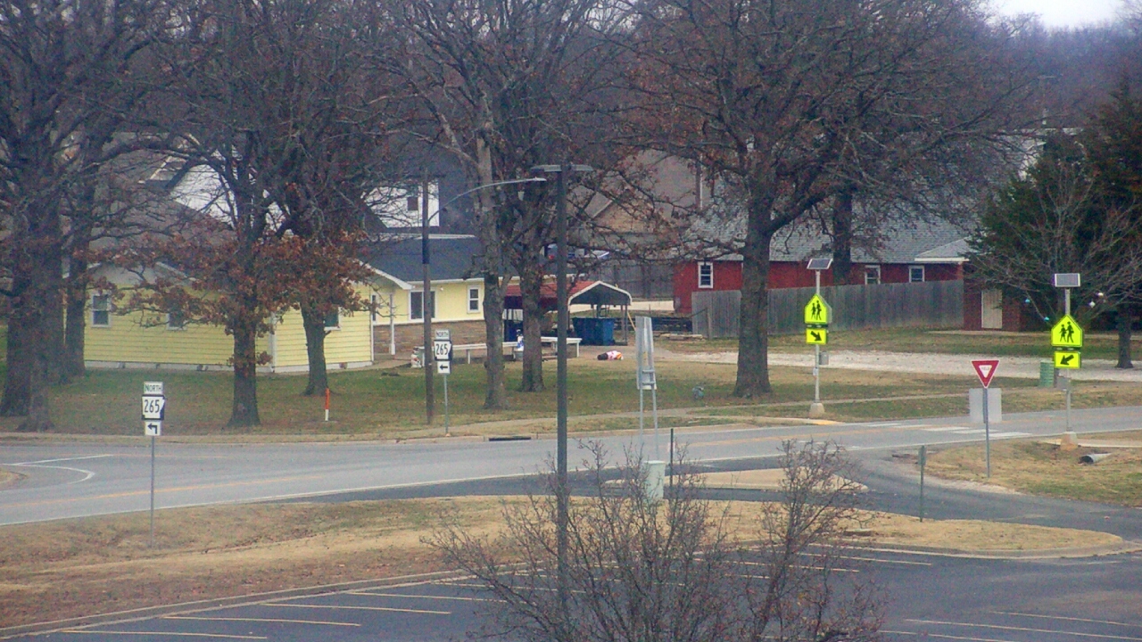 Thumbnail for current weather camera view from Pea Ridge HS in Pea Ridge, Arkansas