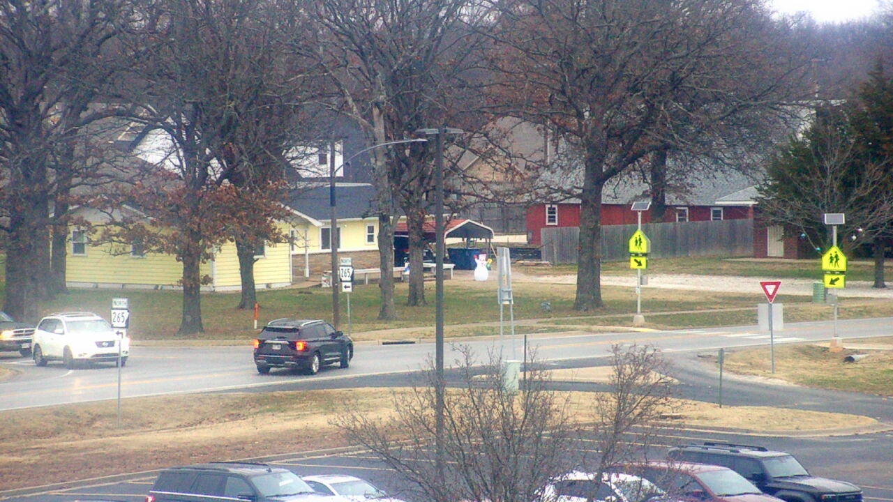 Thumbnail for current weather camera view from Pea Ridge HS in Pea Ridge, Arkansas