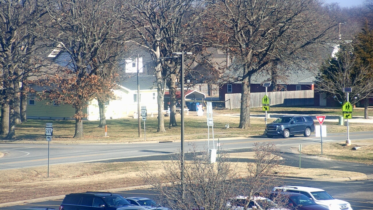 Thumbnail for current weather camera view from Pea Ridge HS in Pea Ridge, Arkansas