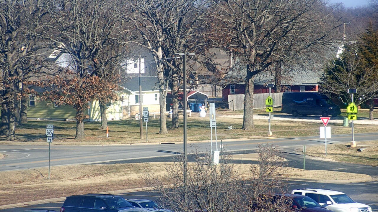 Thumbnail for current weather camera view from Pea Ridge HS in Pea Ridge, Arkansas